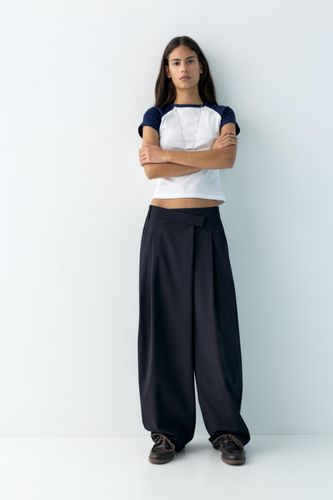 Pantalon De Costume Taille Croisée - Pull&Bear - Modalova