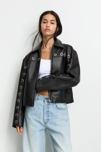 Blouson En Similicuir À Œillets - Pull&Bear - Modalova