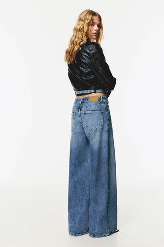 A3M/03683338427-A3M.jpg?ts=1758201415694" - Apparel & Accessories > Clothing > Pants - Modalova