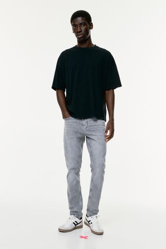 Jean Slim - Pull&Bear - Modalova