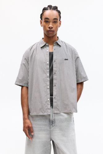 Chemise Manches Courtes À Carreaux Stwd - Pull&Bear - Modalova