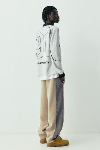 T-Shirt Stwd Studio Archives - Pull&Bear - Modalova