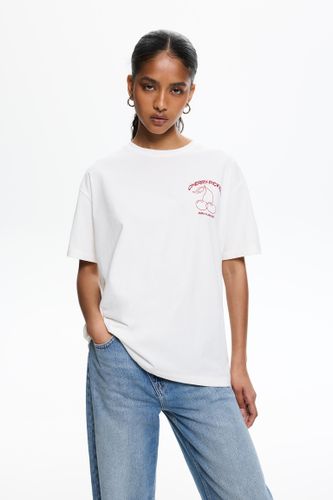 T-Shirt Avec Broderie Cerises - Pull&Bear - Modalova