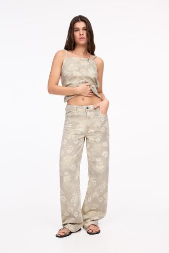Jean Droit Fleurs - Pull&Bear - Modalova