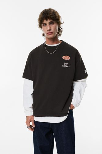 Sweat À Manches Courtes À Patch - Pull&Bear - Modalova