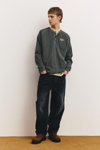 A218/db7644febada/38923252918c/07152989807-A3M/07152989807-A3M.jpg?ts=1763390562405" - Apparel & Accessories > Clothing > Shirts & Tops - Modalova