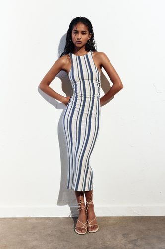 Robe Midi Rustique À Rayures - Pull&Bear - Modalova