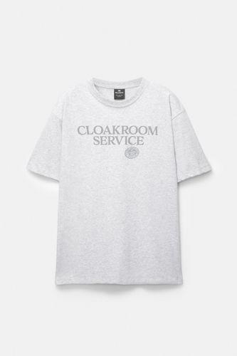 T-Shirt Motif Cloakroom Service - Pull&Bear - Modalova