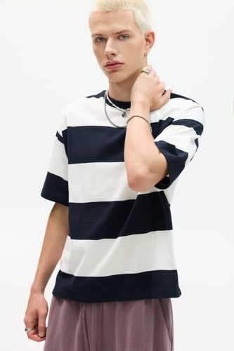T-Shirt Rayures Numéro Dos - Pull&Bear - Modalova