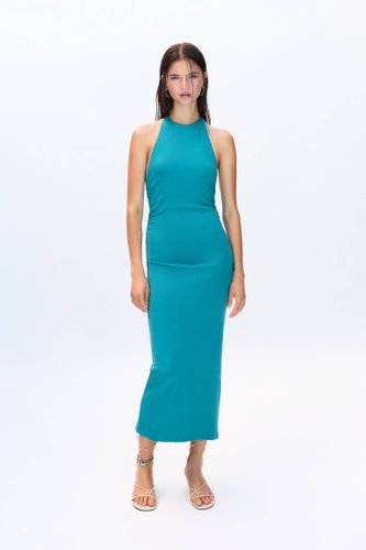 Robe Midi Encolure Américaine - Pull&Bear - Modalova