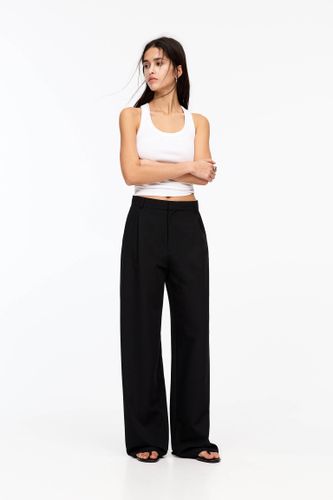 Pantalon Habillé À Pinces - Pull&Bear - Modalova