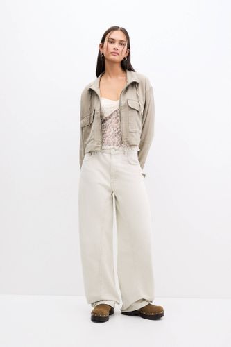 Pantalon Balloon Découpes - Pull&Bear - Modalova