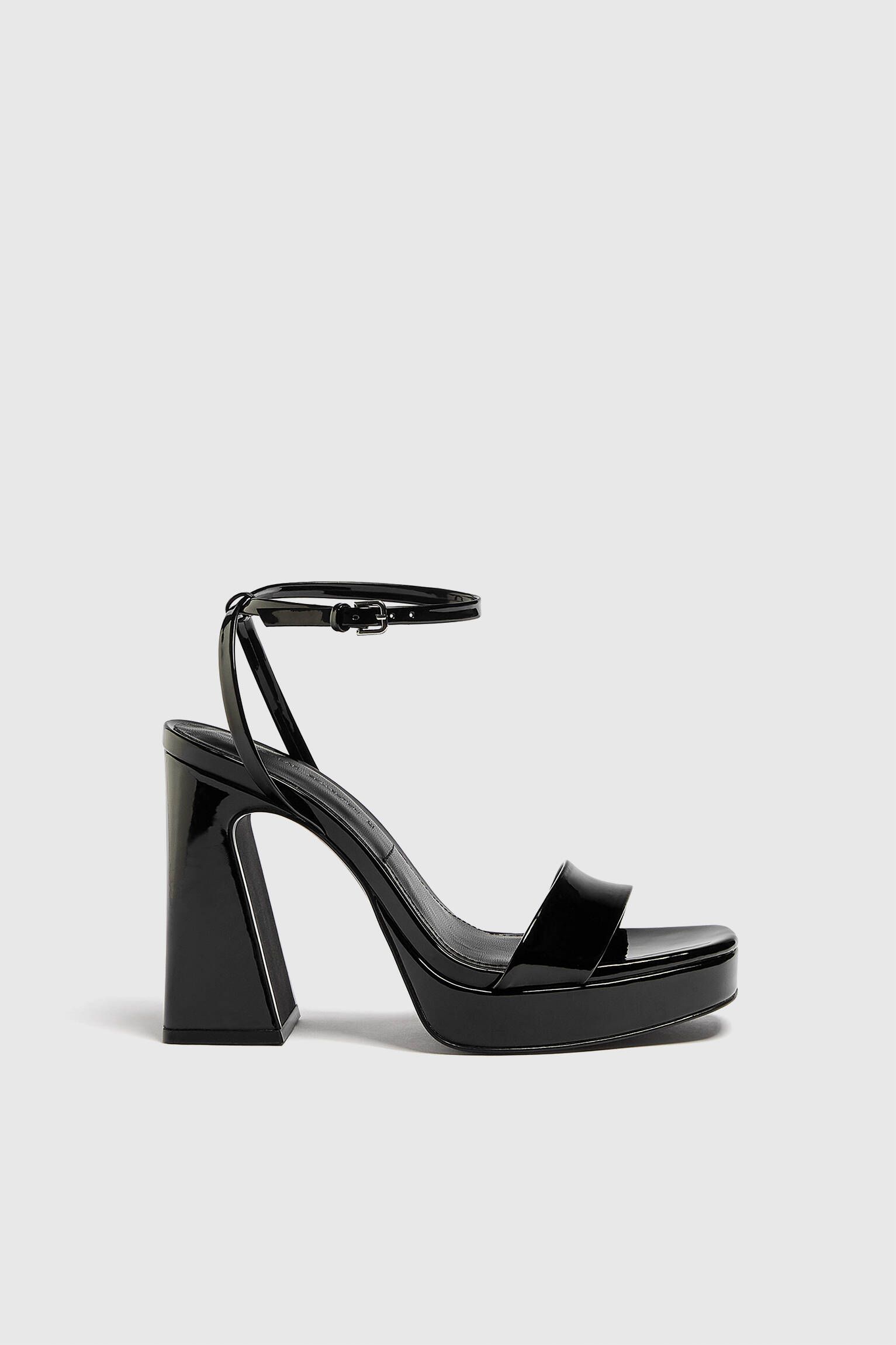 sandales talon pull and bear