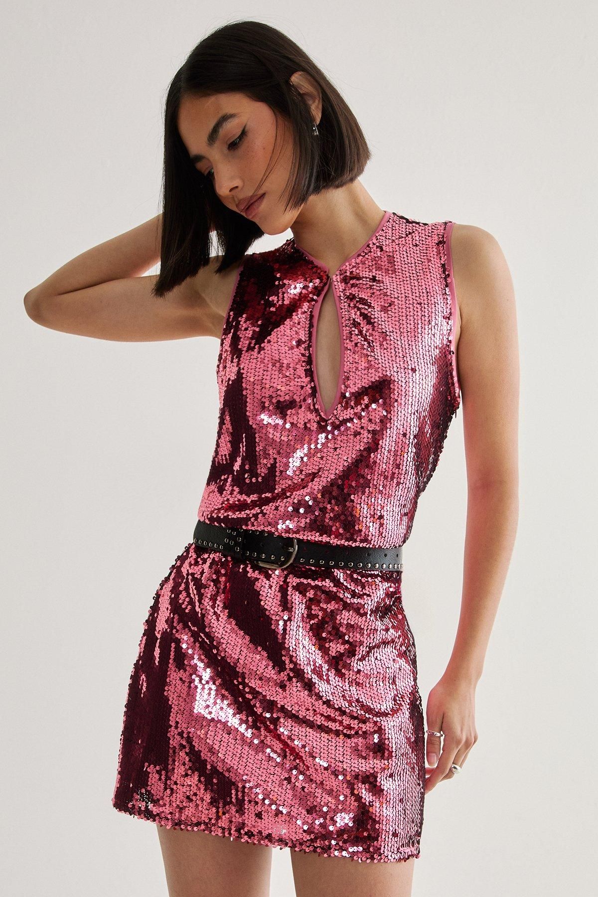Sequin Plunge Keyhole Blouson Mini Dress - 32 - Nasty Gal - Modalova
