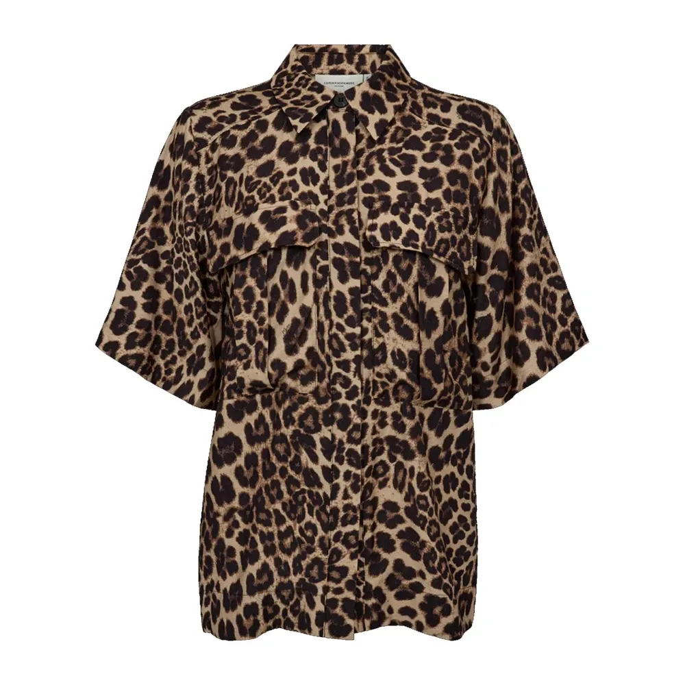 Blouses & Shirts > Shirts - - Copenhagen Muse - Modalova