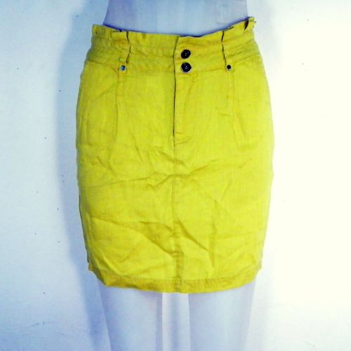 Jupe jaune store cache cache