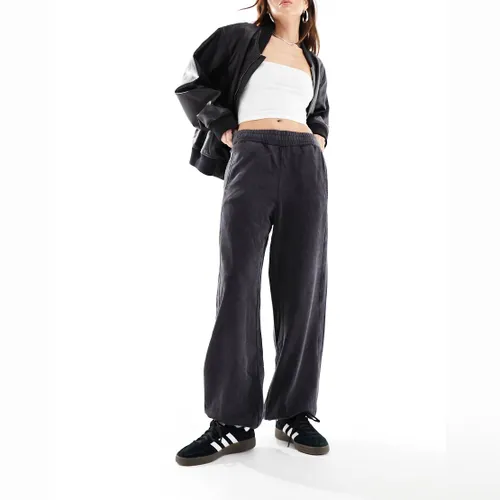 Jogging Bershka Gris pour Femme Modalova
