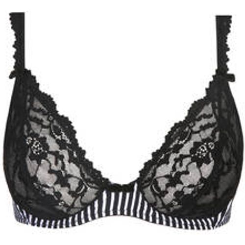 Résultats de la recherche  “love-other-things-soutien-gorge-triangle-et-culotte-en-dentelle-avec-la-age-arri-re-noir-4812511805093”