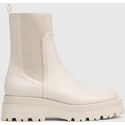 bottines cloutées stradivarius